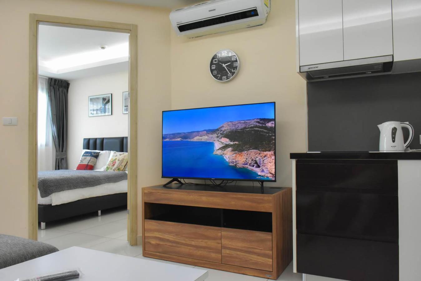 Apartemen Water Park Pattaya